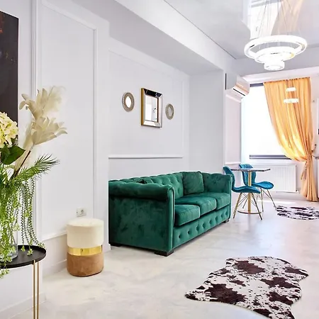 By R S 2 Apart Otel Navodari